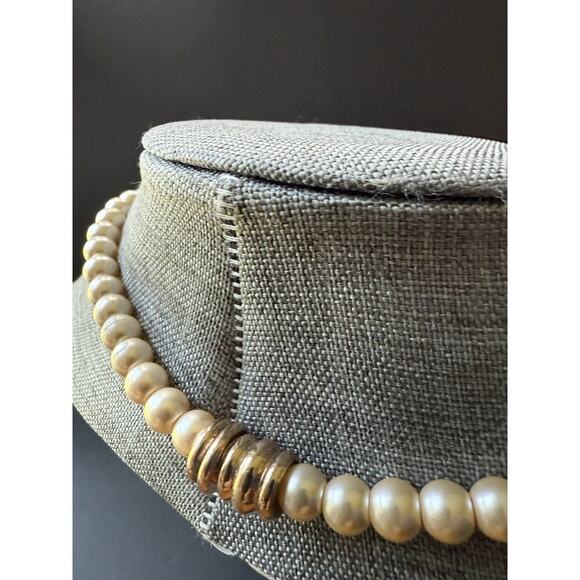 Vintage Chunky Faux Pearl Bead Choker Collar Necklace Beige 19” Cocktail Wedding - Picture 3 of 3